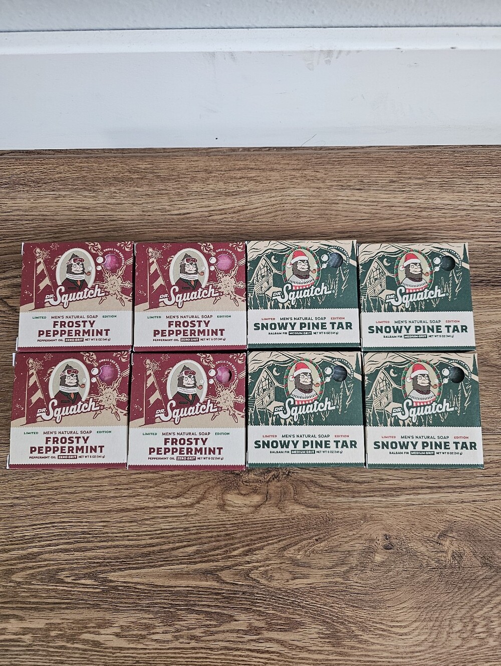 Dr. Squatch Limited Edition Bar Soap Snowy Pine Tar (4) & Frosty Peppermint (4)